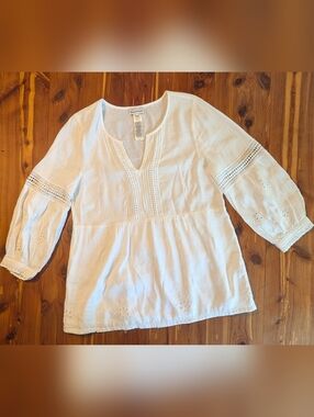 Tommy Bahama White Eyelet Peasant Blouse